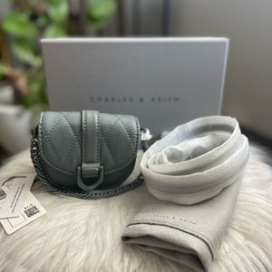 BRAND NEW CHARLES & KEITH